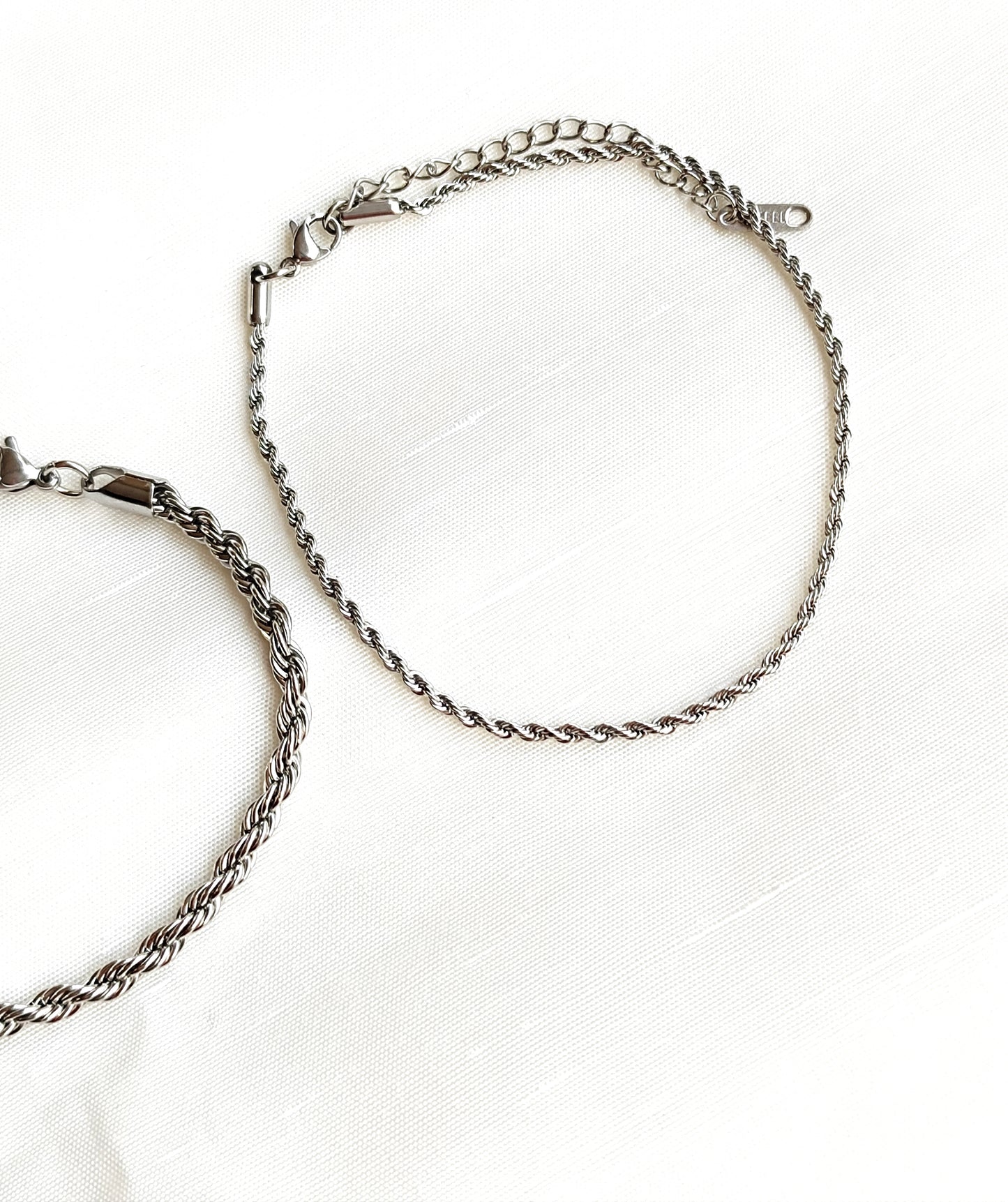 Πλεκτή αλυσίδα ποδιού από ανοξείδωτο ατσάλι σε χρώμα ασημί SSF03s