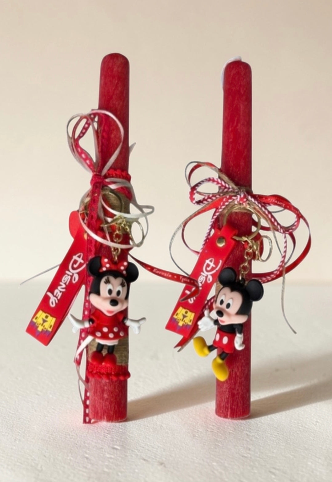 Χειροποίητη αρωματική λαμπάδα με μπρελόκ Minnie mouse SSL64
