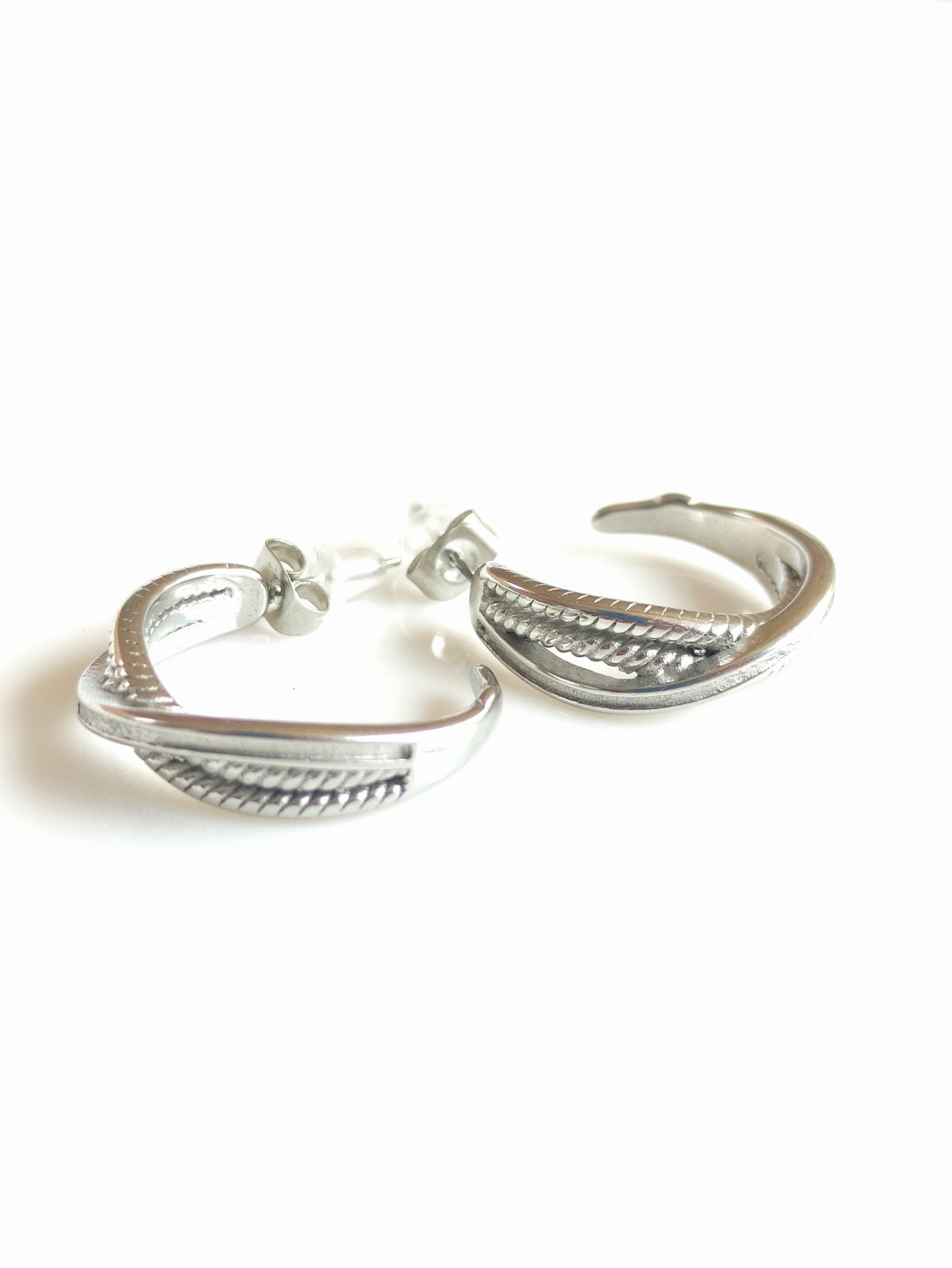 Ατσάλινα σκουλαρίκια σε χρώμα ασημί SSE30