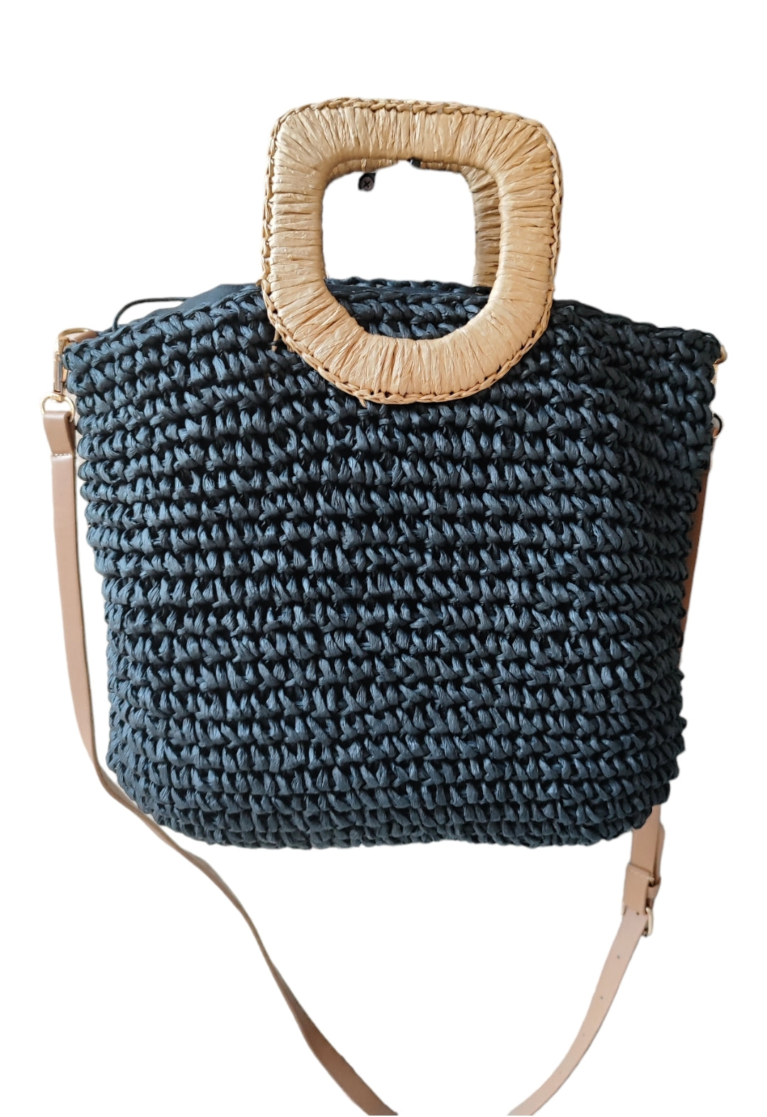 Γυναικεία ψάθινη τσάντα με μακρύ  λουράκι σε μαύρο χρώμα  SSB14b