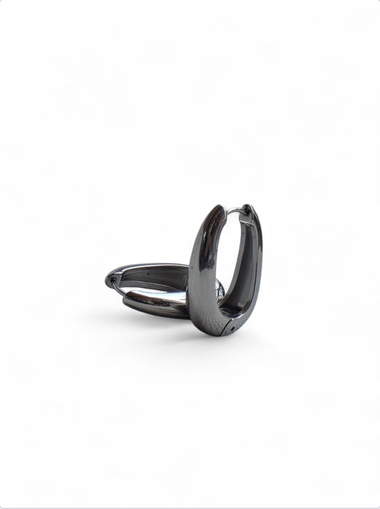 Ατσάλινα σκουλαρίκια σε χρώμα ασημί SSE35s