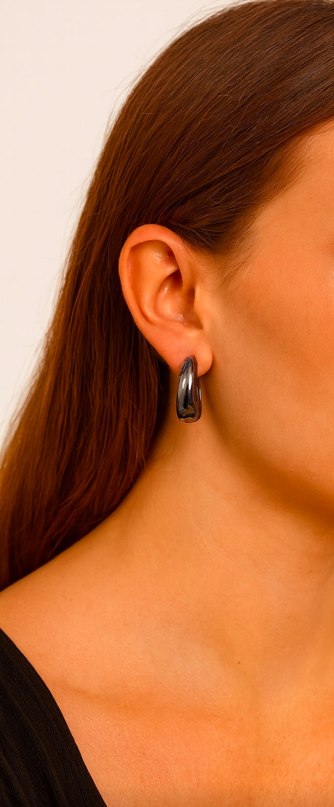 Ατσάλινα σκουλαρίκια σε χρώμα ασημί SSE35s